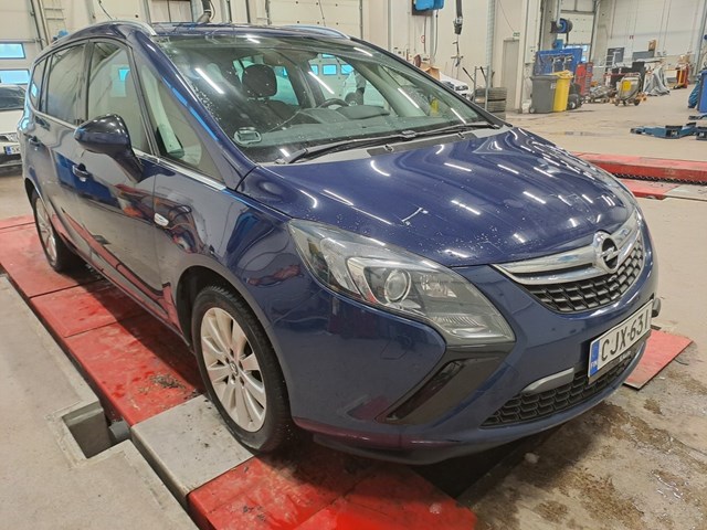 Opel Zafira 2015. Lot# 50463104. VIN W0LPD9E31F1055066. Photo 1